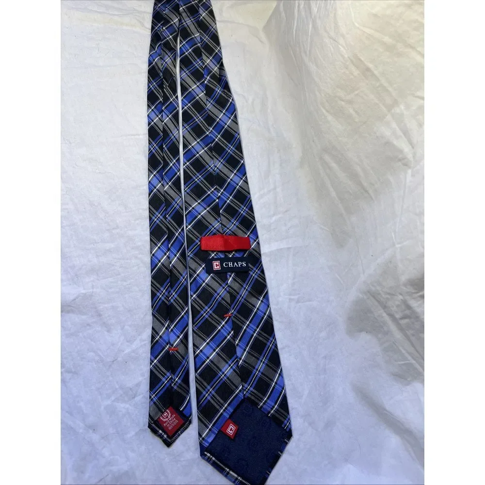Chaps Black/Blue 100% Silk‎ Tie